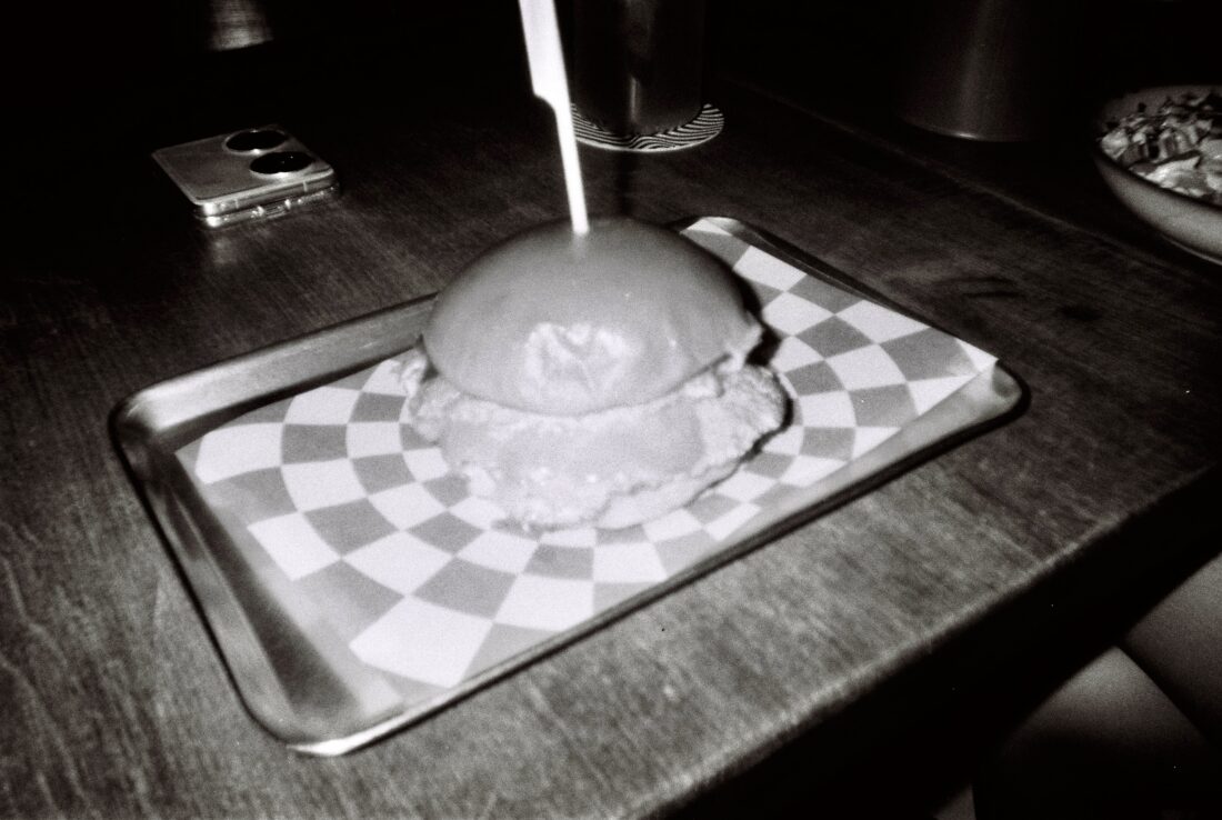 Kinol ReCamera Negra – BW film Disposable Camera - Free scanning included